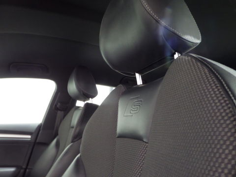 Audi A3 Sportback 30 TFSI Advance Sport "Origineel NL!" 2X S-Line Virtual Full-LED Stoelverwarming, van 2e eigenaar in nieuwstaat!