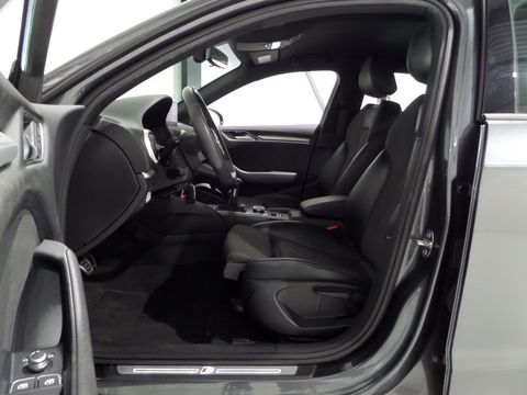 Audi A3 Sportback 30 TFSI Advance Sport "Origineel NL!" 2X S-Line Virtual Full-LED Stoelverwarming, van 2e eigenaar in nieuwstaat!