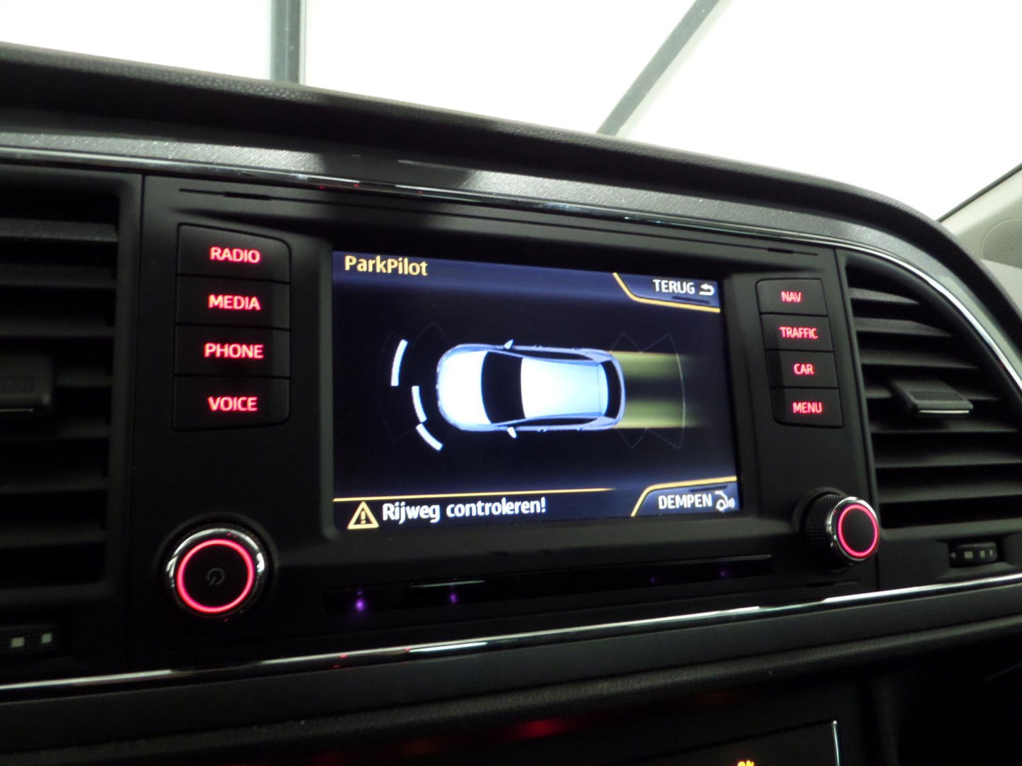 SEAT Leon 1.8 TSI DSG FR Business "Origineel NL!" Automaat! Full-LED Leer Stoelverwarming, van 1e eigenaar in zeer nette staat!
