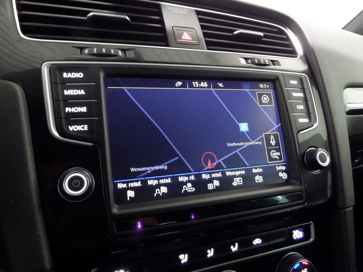 Volkswagen Golf 1.4 TSI GTE DSG "Origineel NL!" Trekhaak Apple-Carplay Camera Full-LED Parkeersens, van 2e eigenaar in nieuwstaat!