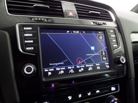 Volkswagen Golf 1.4 TSI GTE DSG "Origineel NL!" Trekhaak Apple-Carplay Camera Full-LED Parkeersens, van 2e eigenaar in nieuwstaat!
