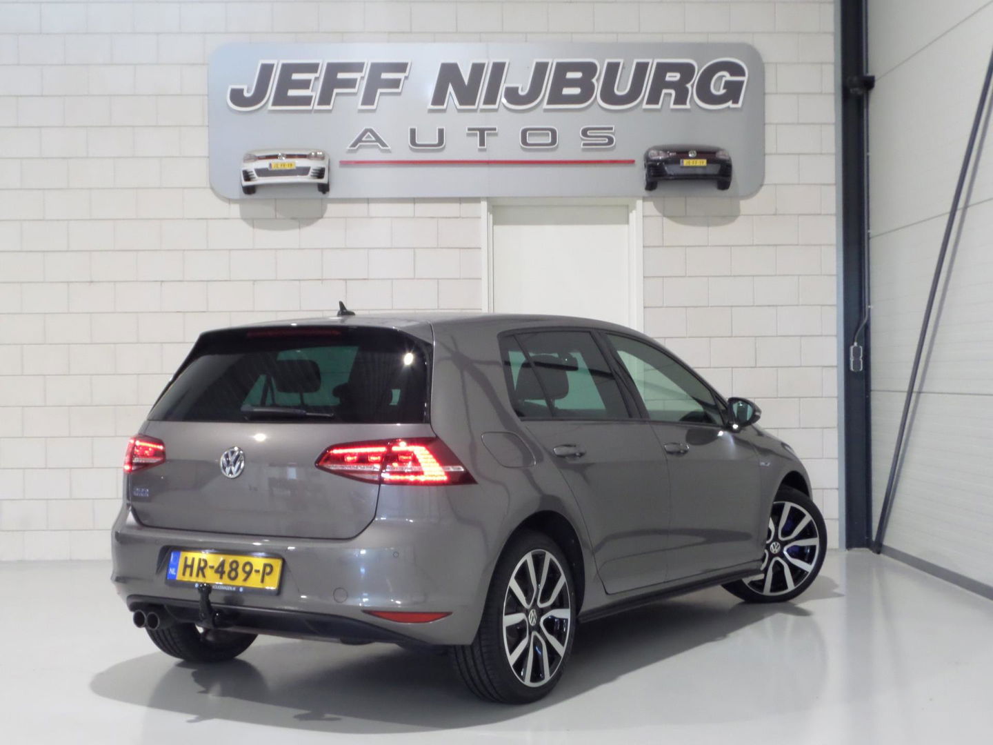 Volkswagen Golf 1.4 TSI GTE DSG "Origineel NL!" Trekhaak Apple-Carplay Camera Full-LED Parkeersens, van 2e eigenaar in nieuwstaat!