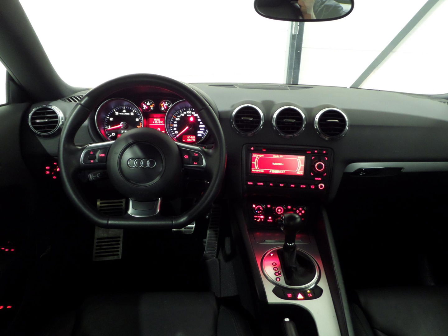Audi TT 2.0 TFSI Pro Line "Origineel NL!" Automaat ! Youngtimer! Leer Navigatie Xenon, van 3e eigenaar in ZEER nette staat !