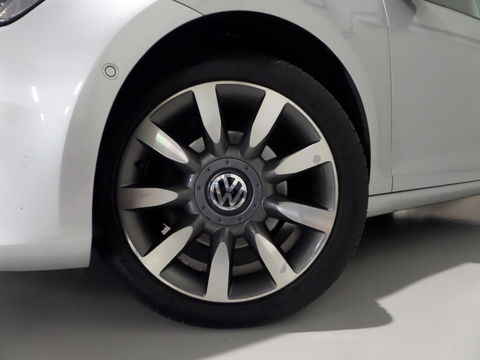 Volkswagen Golf 1.2 TSI Highline Stoelverwarming Navigatie Bluetooth Cruise-control Parkeersensoren