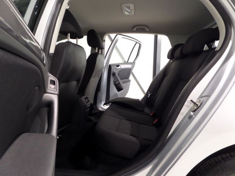 Volkswagen Golf 1.4 TSI 122PK DSG Automaat! "Origineel NL!" Youngtimer! Navigatie Bluetooth, van 2e eigenaar in uniek mooie staat!