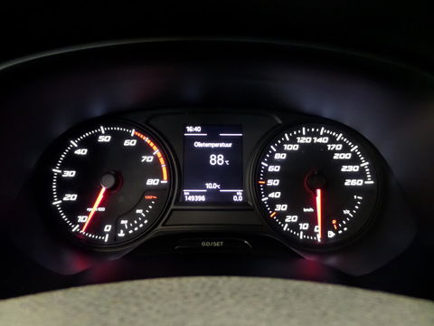 SEAT Leon SC 1.2 TSI Bluetooth 18"Velgen Climatronic Nieuwe-APK, van 3e eigenaar in ZEER nette staat !