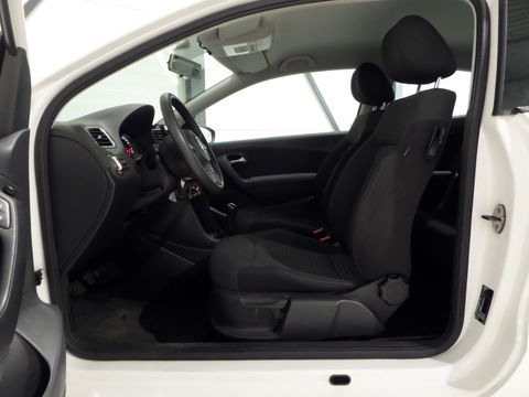 Volkswagen Polo 1.2 TSI BlueMotion Edition "Origineel NL!" Bluetooth 17"Velgen Airco, van 3e eigenaar in zeer nette staat !