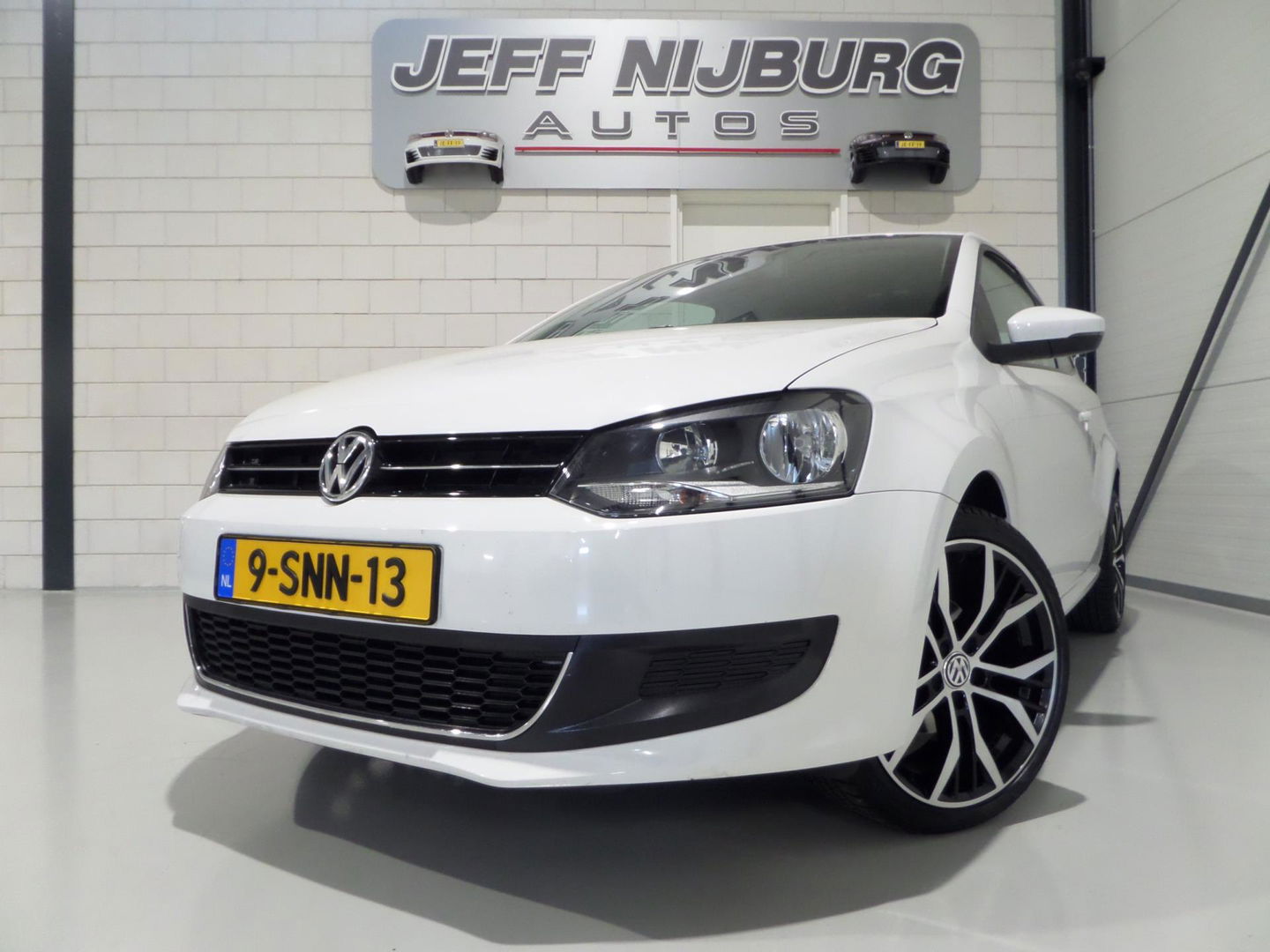 Volkswagen Polo 1.2 TSI BlueMotion Edition "Origineel NL!" Bluetooth 17"Velgen Airco, van 3e eigenaar in zeer nette staat !