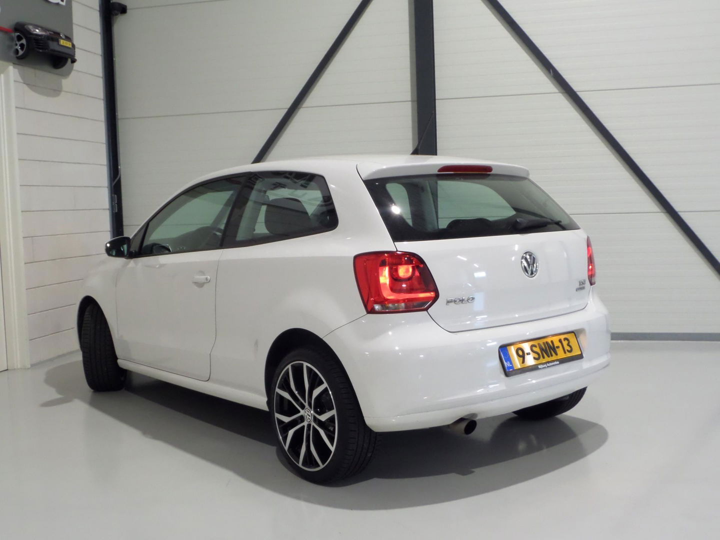 Volkswagen Polo 1.2 TSI BlueMotion Edition "Origineel NL!" Bluetooth 17"Velgen Airco, van 3e eigenaar in zeer nette staat !