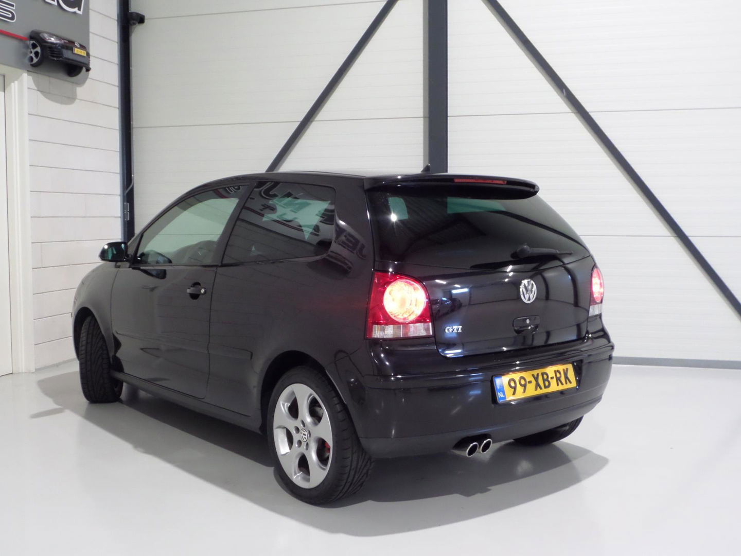 Volkswagen Polo 1.8 GTI "Origineel NL!" Liefhebbersauto in uniek mooie staat! Youngtimer! Climatronic cruise control