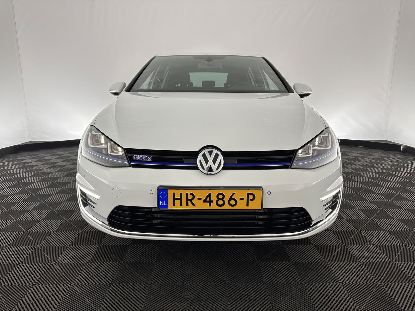 Volkswagen Golf 1.4 TSI GTE Aut. *FULL-LED | NAVI-FULLMAP | SPORT-SEATS | DAB+  | TOWBAR | ECC | SHIFT-PADDLES | PARKPILOT | CRUISE | 18''ALU*