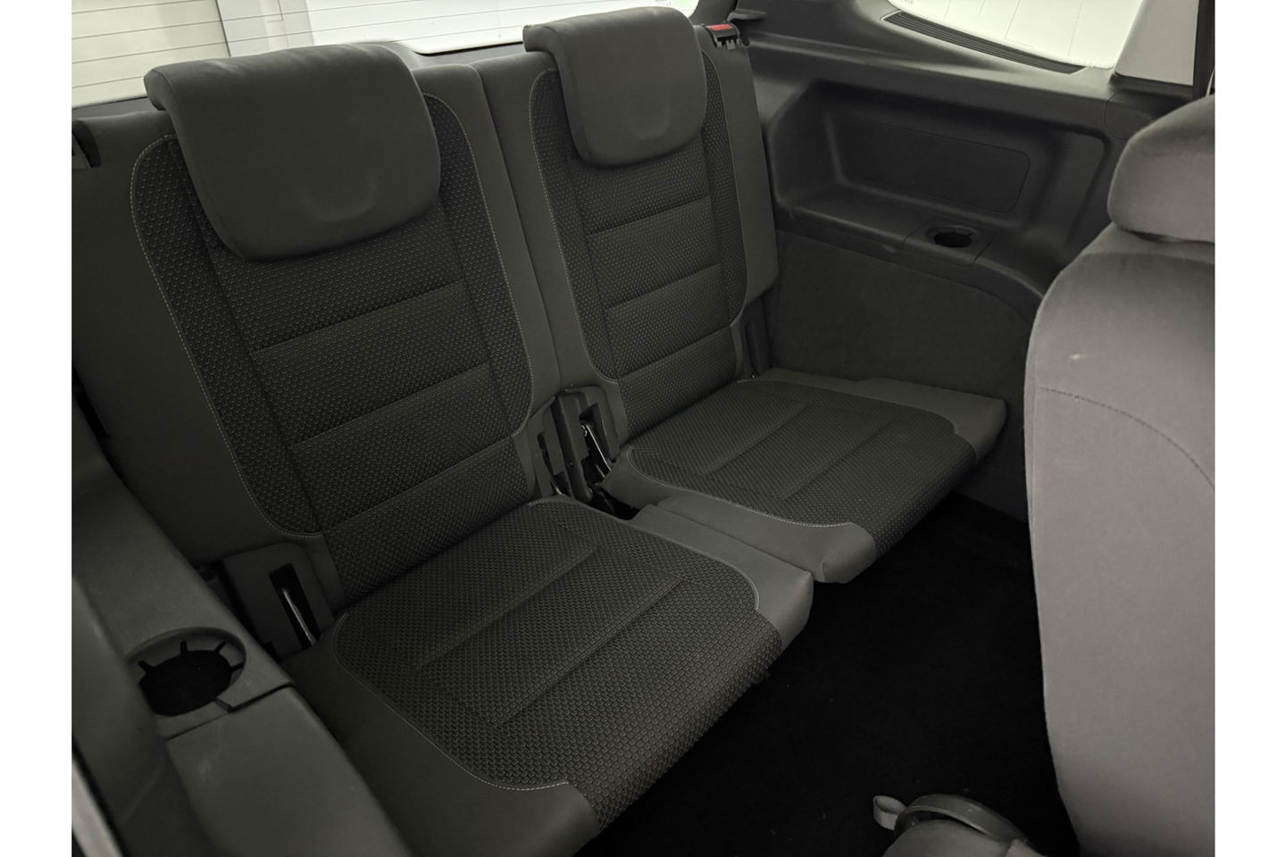 Volkswagen Touran 1.2 TSI | 7 Persoons | Clima Cruisecontrol 17"LMV Parkeersensoren