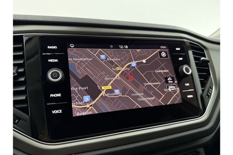 Volkswagen T-Roc 1.0 TSI Style Business LED Carplay Clima ACC Virtual Parelmoer 17"LMV Navigatie Parkeersensoren