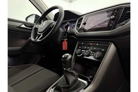 Volkswagen T-Roc 1.0 TSI Style Business LED Carplay Clima ACC Virtual Parelmoer 17"LMV Navigatie Parkeersensoren