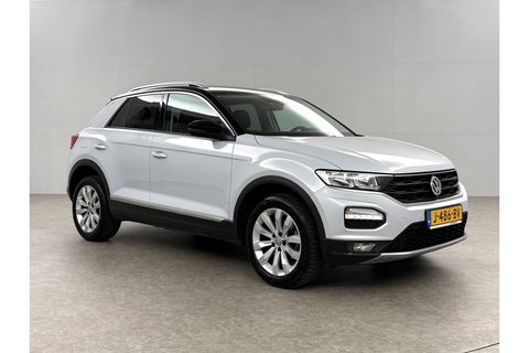 Volkswagen T-Roc 1.0 TSI Style Business LED Carplay Clima ACC Virtual Parelmoer 17"LMV Navigatie Parkeersensoren