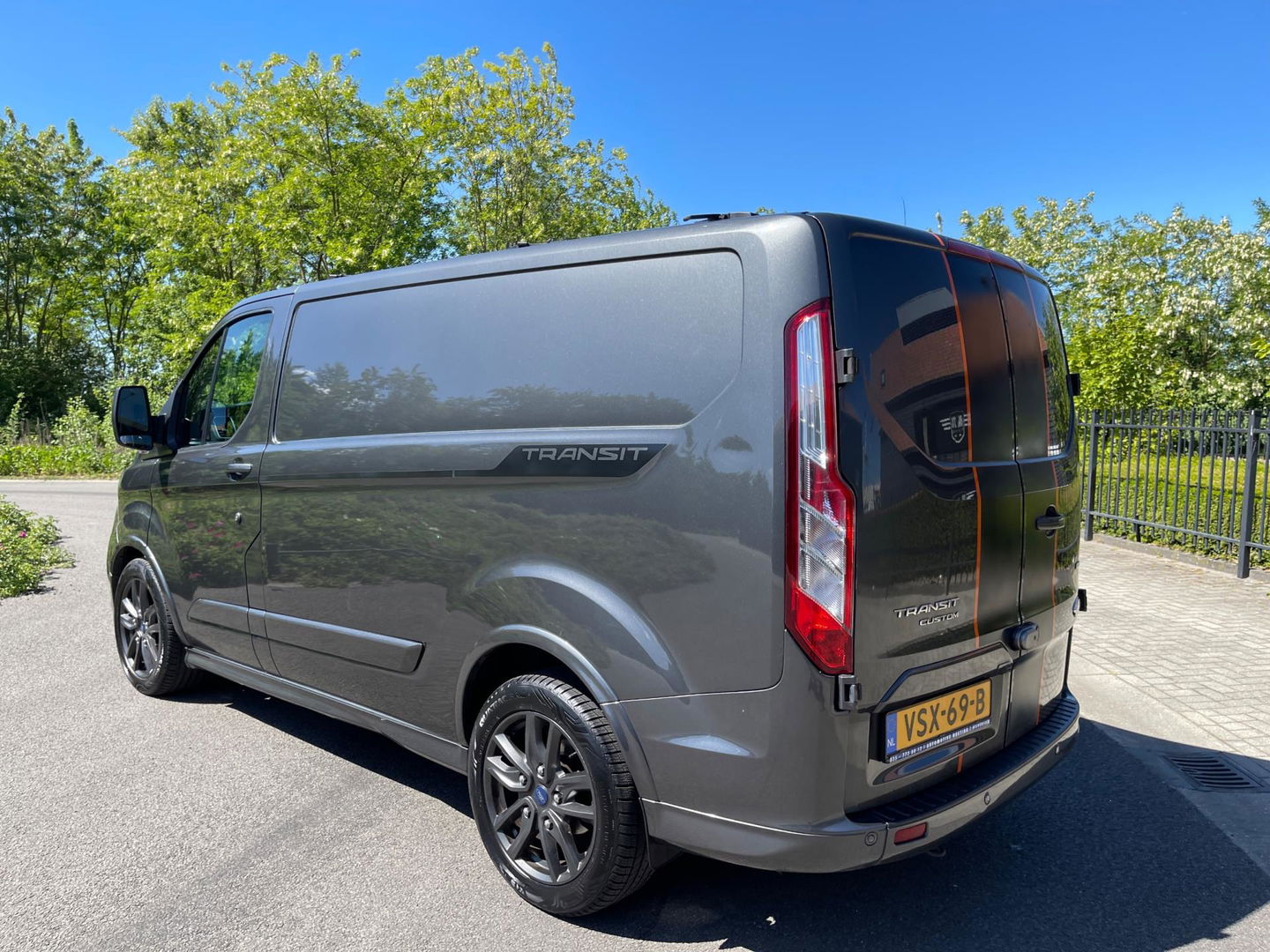 Ford Transit Custom 2.0 TDCI L1H1 SPORT ST-LINE AUTOMAAT LEER NAV I APPLE CARPLY LED-XENON