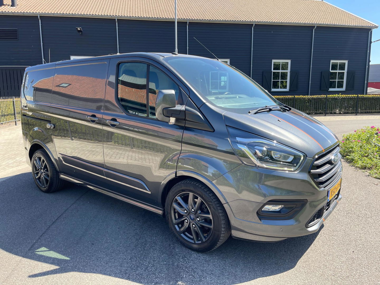 Ford Transit Custom 2.0 TDCI L1H1 SPORT ST-LINE AUTOMAAT LEER NAV I APPLE CARPLY LED-XENON