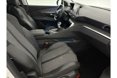 Peugeot 3008 1.2 PureTech 360Camera Virtual Trekhaak LED Clima Carplay Cruise Navi PDC 19"LMV