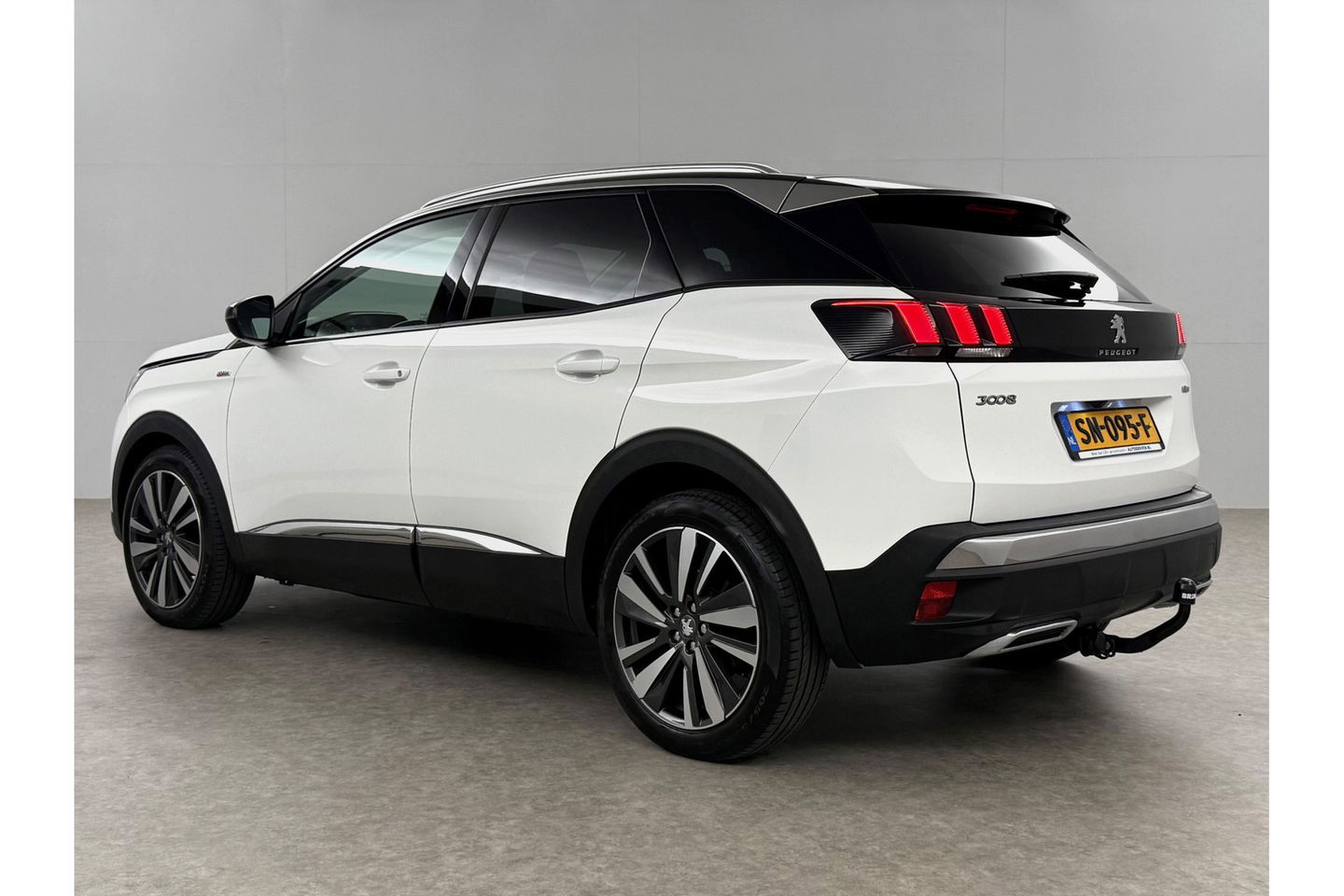 Peugeot 3008 1.2 PureTech 360Camera Virtual Trekhaak LED Clima Carplay Cruise Navi PDC 19"LMV