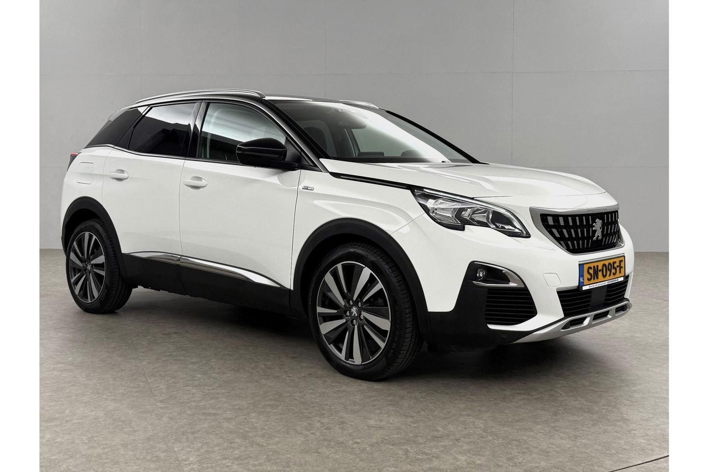 Peugeot 3008 1.2 PureTech 360Camera Virtual Trekhaak LED Clima Carplay Cruise Navi PDC 19"LMV