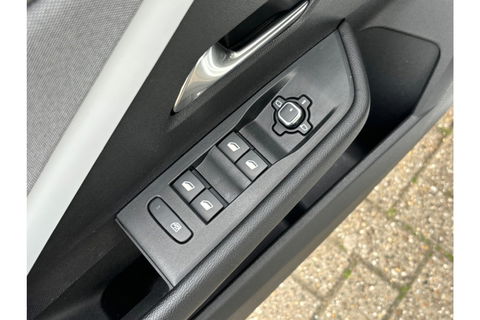 Opel Astra 1.2 TURBO EDITION AIRCO NAVI LMV PDC-CAMERA360GR