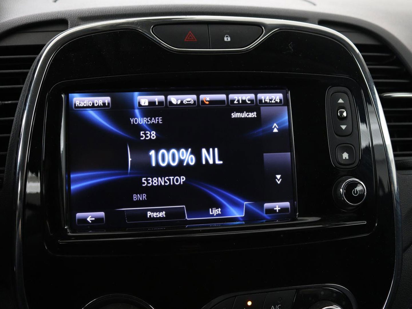 Renault Captur 1.2 TCe Dynamique | Automaat | Navigatie | Achteruitrijcamera  |Cruise Control | keyless entry | LED | LMV