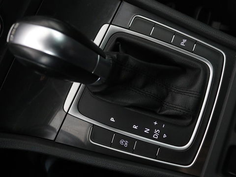 Volkswagen GOLF Variant 1.0 TSI Comfortline | Trekhaak | Navigatie | Apple CarPlay | Cruise Control | DAB | LED | LMV