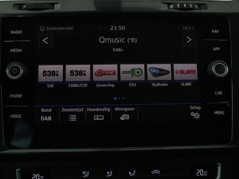Volkswagen GOLF Variant 1.0 TSI Comfortline | Trekhaak | Navigatie | Apple CarPlay | Cruise Control | DAB | LED | LMV
