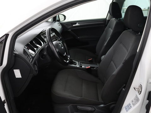 Volkswagen GOLF Variant 1.0 TSI Comfortline | Trekhaak | Navigatie | Apple CarPlay | Cruise Control | DAB | LED | LMV