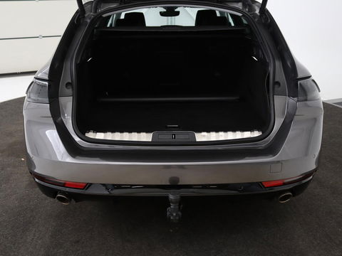 Peugeot 508 1.6 PureTech Blue Lease Allure Avantage | Trekhaak | Sfeerverlichting | Apple CarPlay | Navigatie | Stoelverwarming | Achteruitrijcamera | Cruise Control Adaptief | LMV