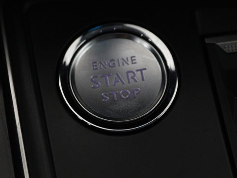Peugeot 508 1.6 PureTech Blue Lease Allure Avantage | Trekhaak | Sfeerverlichting | Apple CarPlay | Navigatie | Stoelverwarming | Achteruitrijcamera | Cruise Control Adaptief | LMV