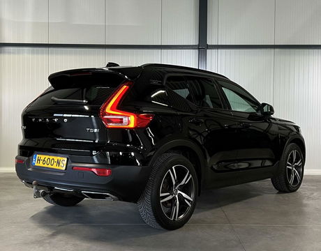 Volvo XC40 1.5 T5 Twin Engine R-Design Pano Trekhaak Camera