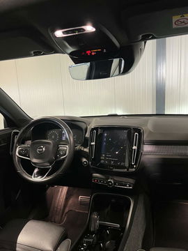Volvo XC40 1.5 T5 Twin Engine R-Design Pano Trekhaak Camera