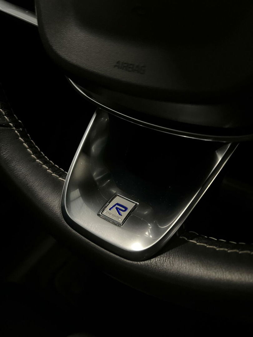 Volvo XC40 1.5 T5 Twin Engine R-Design Pano Trekhaak Camera