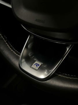 Volvo XC40 1.5 T5 Twin Engine R-Design Pano Trekhaak Camera