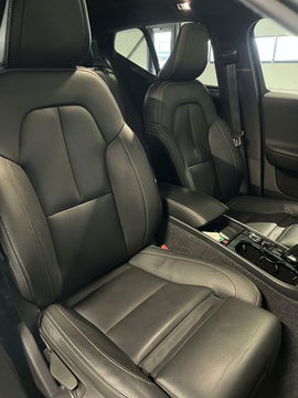 Volvo XC40 1.5 T5 Twin Engine R-Design Pano Trekhaak Camera