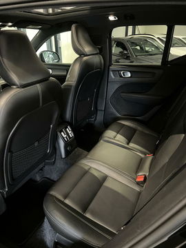 Volvo XC40 1.5 T5 Twin Engine R-Design Pano Trekhaak Camera