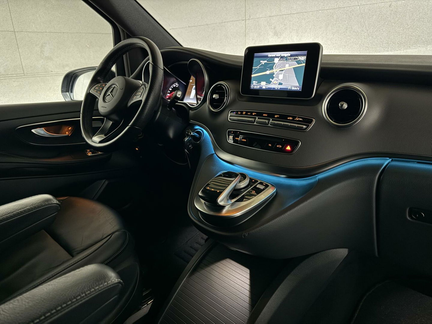 Mercedes-Benz V-Klasse 250d Extra Lang DC Avantgarde Leer Trekh.