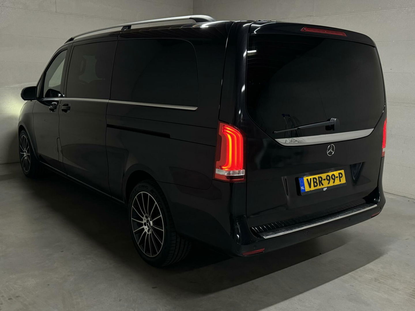Mercedes-Benz V-Klasse 250d Extra Lang DC Avantgarde Leer Trekh.