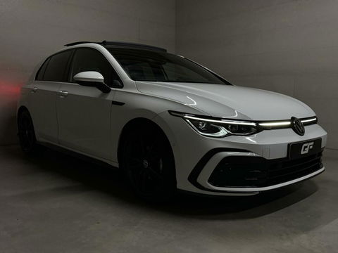 Volkswagen Golf 1.5 eTSI 3x R-Line Pano Carplay Sfeer ACC NAP