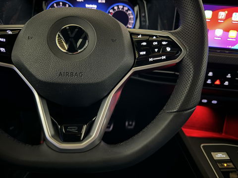 Volkswagen Golf 1.5 eTSI 3x R-Line Pano Carplay Sfeer ACC NAP