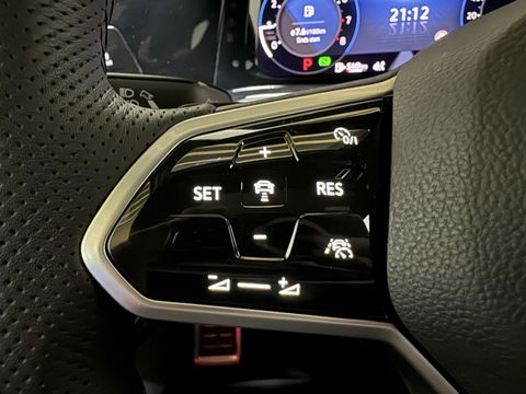 Volkswagen Golf 1.5 eTSI 3x R-Line Pano Carplay Sfeer ACC NAP