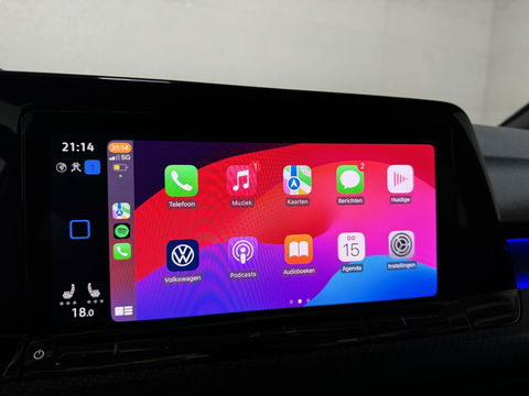 Volkswagen Golf 1.5 eTSI 3x R-Line Pano Carplay Sfeer ACC NAP