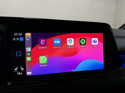 Volkswagen Golf 1.5 eTSI 3x R-Line Pano Carplay Sfeer ACC NAP