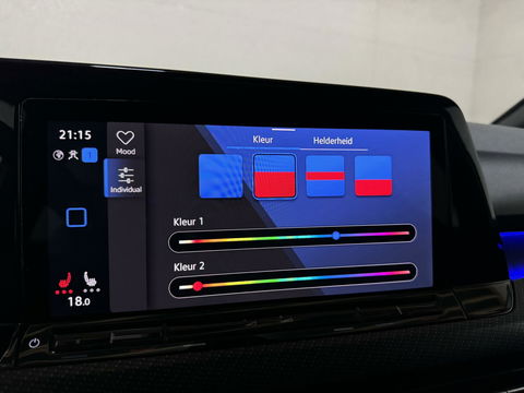 Volkswagen Golf 1.5 eTSI 3x R-Line Pano Carplay Sfeer ACC NAP