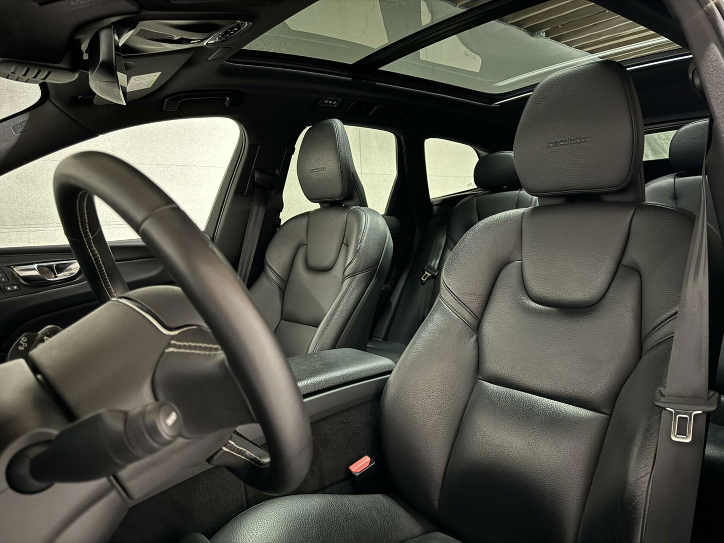 Volvo XC60 2.0 T8 Twin Engine AWD Inscription Pano Leer Trek