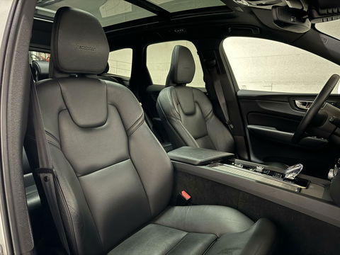 Volvo XC60 2.0 T8 Twin Engine AWD Inscription Pano Leer Trek