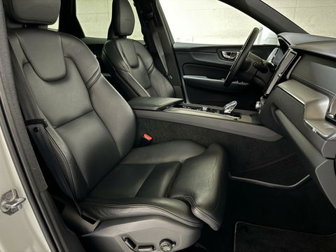 Volvo XC60 2.0 T8 Twin Engine AWD Inscription Pano Leer Trek