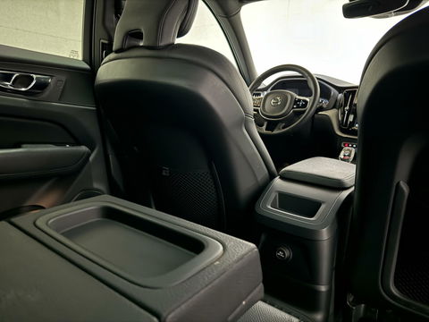 Volvo XC60 2.0 T8 Twin Engine AWD Inscription Pano Leer Trek