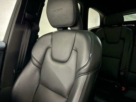 Volvo XC60 2.0 T8 Twin Engine AWD Inscription Pano Leer Trek
